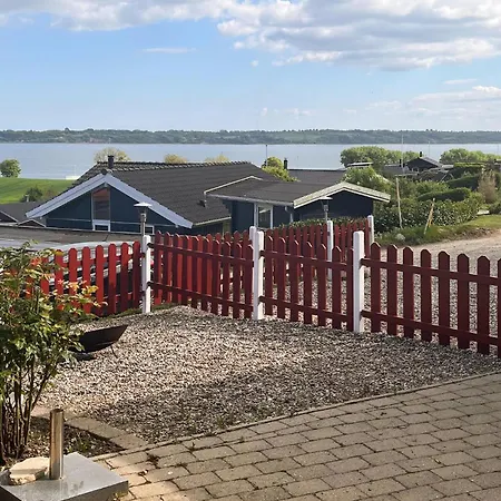 Vakantiehuis Beautiful In With Wifi